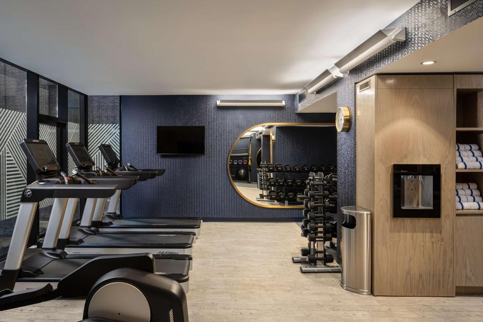 Hotel Motto By Hilton City Chelsea 4*